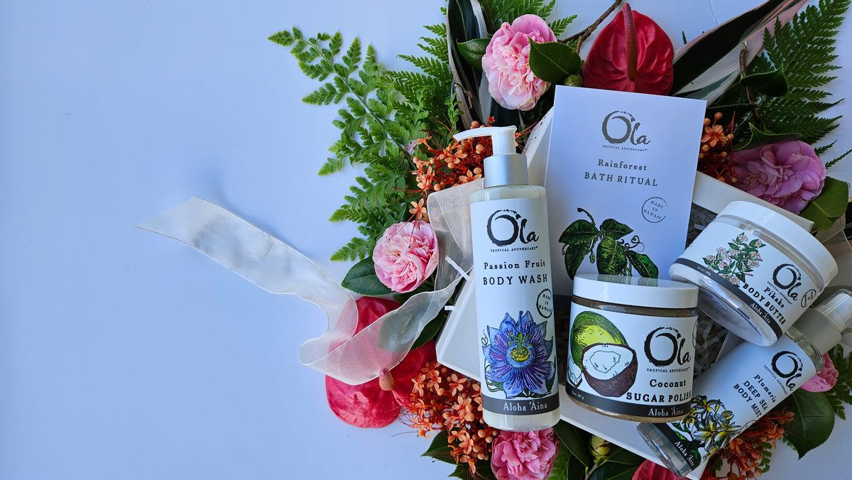 Tropical Luxury boxed gift set comes with full size spa products including all of Ola's beautiful scents: 
Passion fruit body wash, Pikake body butter, Coconut honey sugar body polish, Plumeria mineralizing sea body mist and Rainforest therapeutic sea salts